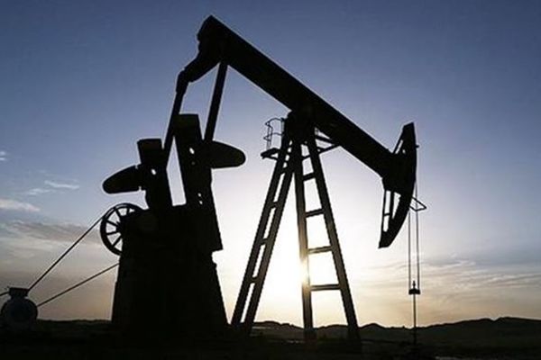 یک دکل نفتی در خوزستان به سرقت رفت!