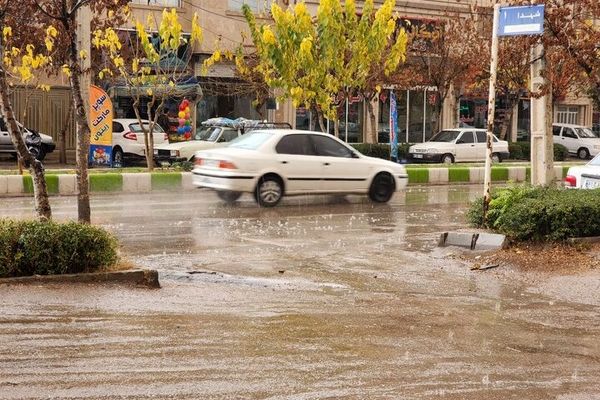 باران و باد شدید در تهران