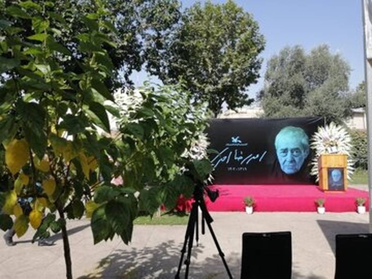 کدام چهرههای نامدار احمدرضا احمدی را بدرقه کردند؟